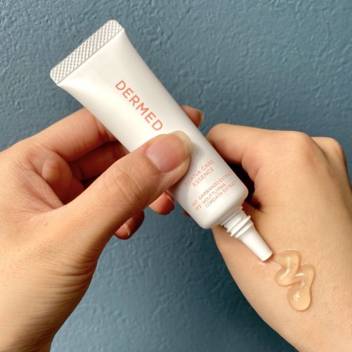 Photo post from @dermed_jp.