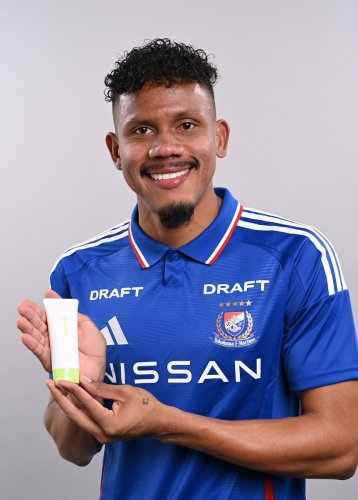 Photo post from @dermed_jp.