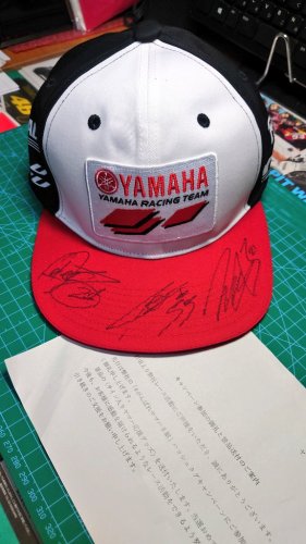 鈴鹿8耐 Yamaha Racing Team サイン入りキャップ 鈴鹿8耐 Yamaha Racing Team サイン入りキャップ - メルカリ