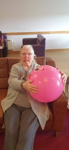 Carousel post from Knebworth care home.