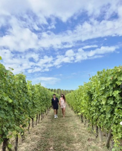 Carousel post from SEVEN.