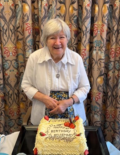 Photo post from Manor Lodge care home.
