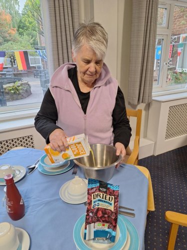 Carousel post from Ventress Hall care home.