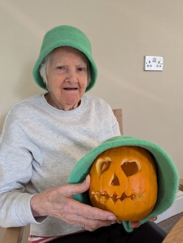 Photo post from Ventress Hall care home.
