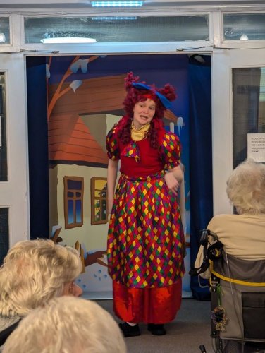 Carousel post from Ventress Hall care home.