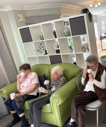Carousel post from Ventress Hall care home.