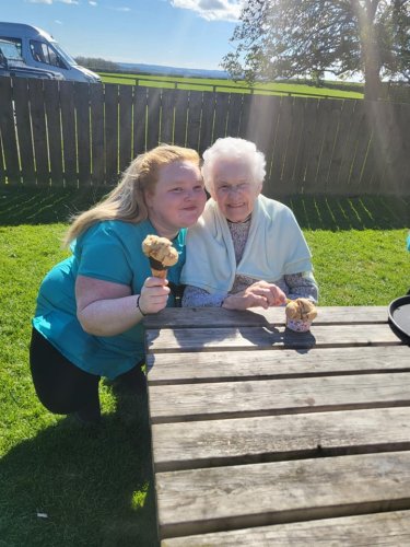 Carousel post from Ventress Hall care home.