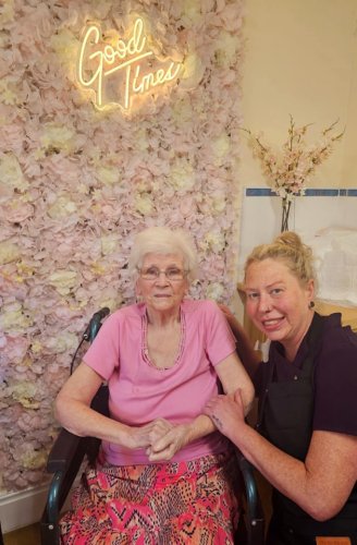 Photo post from Ventress Hall care home.