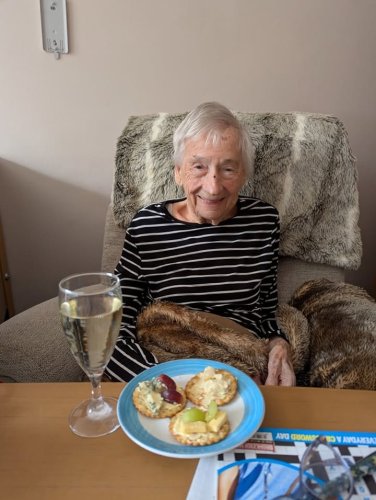 Photo post from Ventress Hall care home.