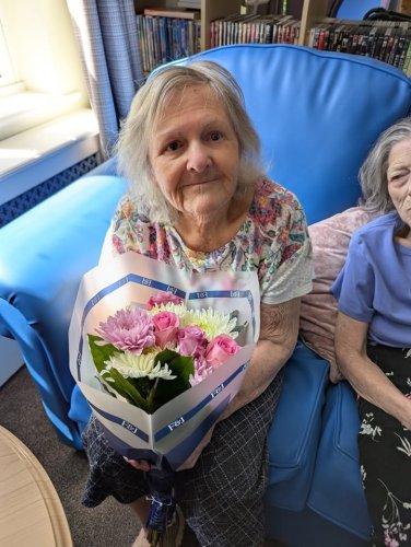 Carousel post from Ventress Hall care home.