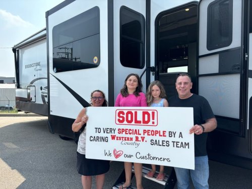 Photo post from Western RV Country.