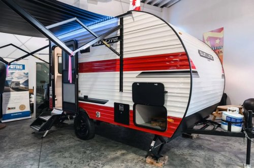 Carousel post from Western RV Country.