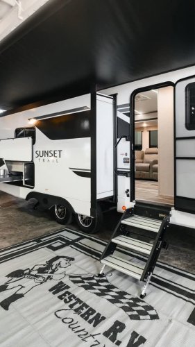 Video post from Western RV Country.