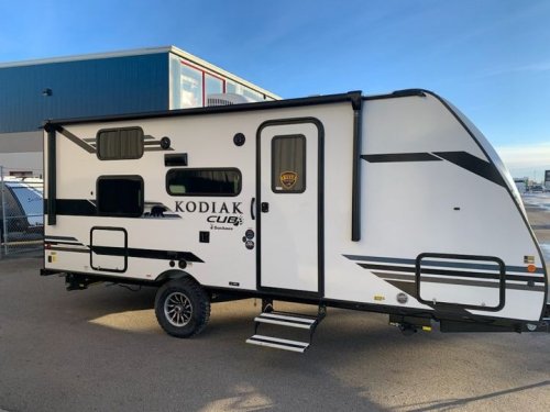 Carousel post from Western RV Country.