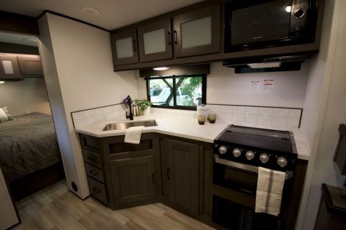 Carousel post from Western RV Country.