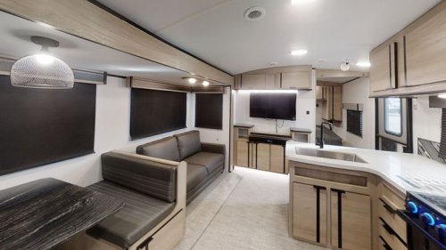 Photo post from Western RV Country.