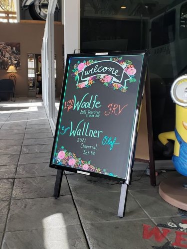 Carousel post from Western RV Country.