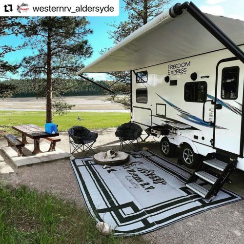 Photo post from Western RV Country.