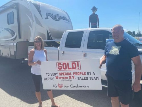 Carousel post from Western RV Country.