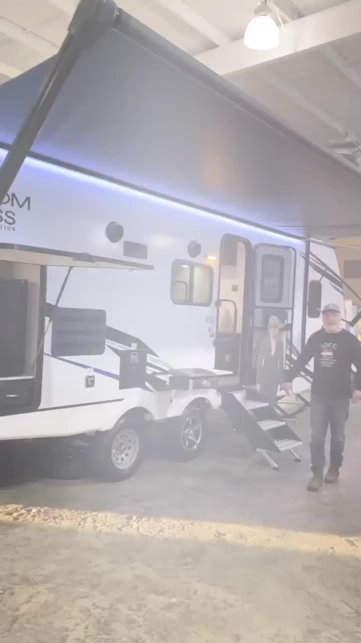 Video post from Western RV Country.