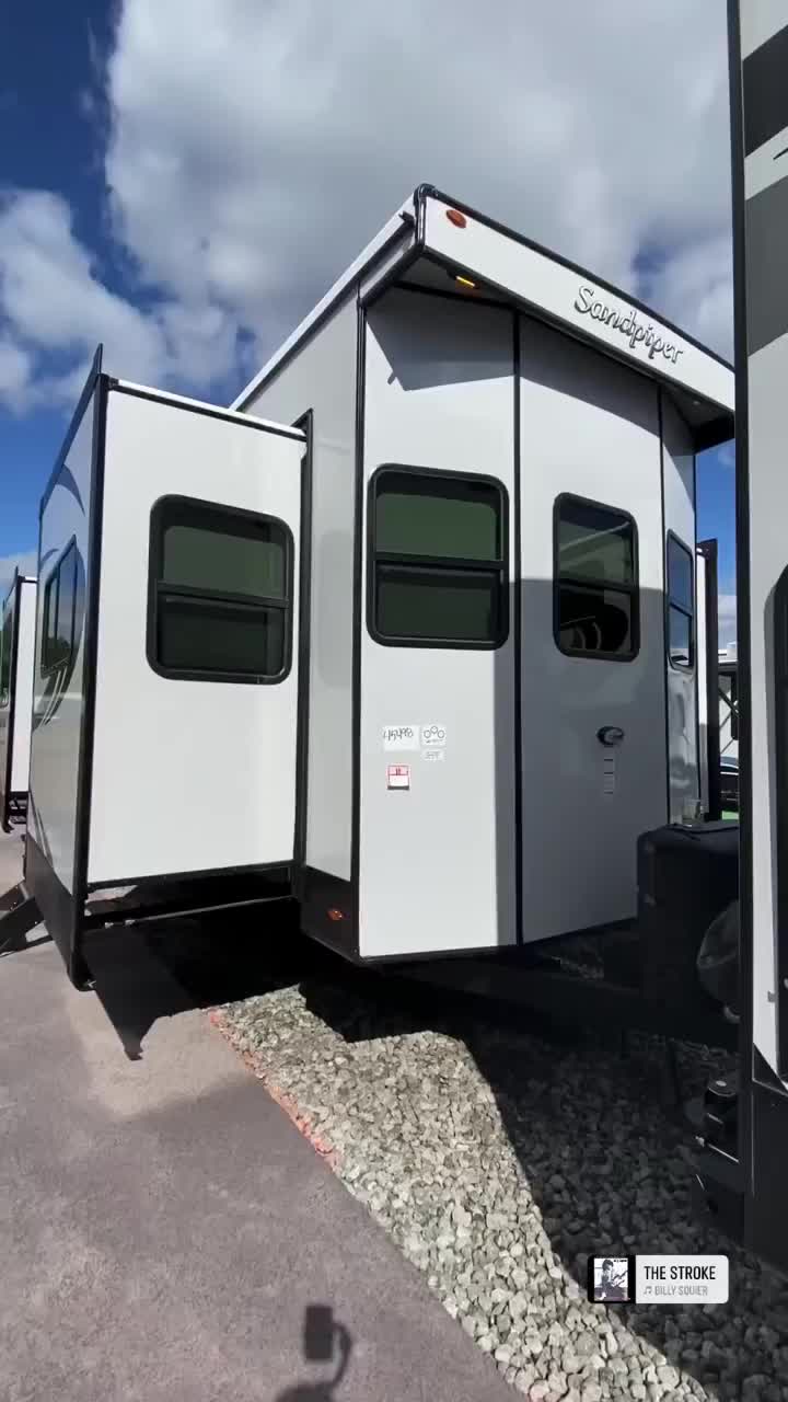 Video post from Western RV Country.
