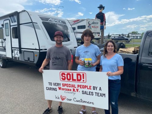 Photo post from Western RV Country.