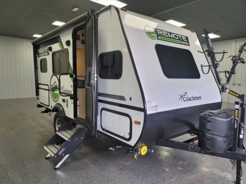 Carousel post from Western RV Country.