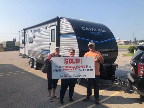 Carousel post from Western RV Country.