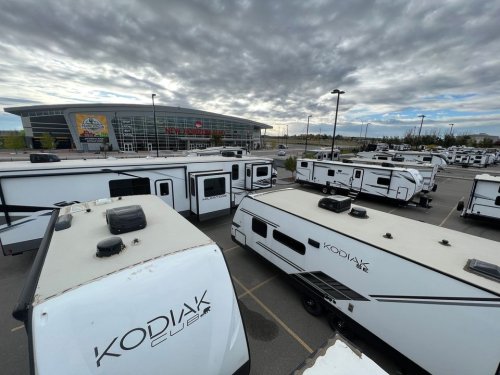 Carousel post from Western RV Country.