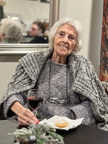 Carousel post from Salisbury Manor Care Home.