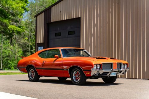 Carousel post from Muscle Car Restorations.