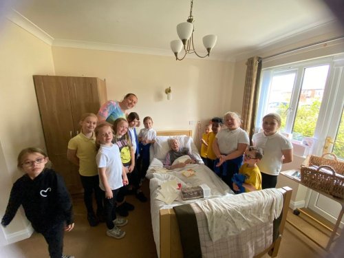 Carousel post from Collingwood Court care home.