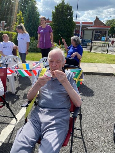 Carousel post from Collingwood Court care home.