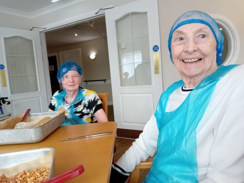 Carousel post from Collingwood Court care home.