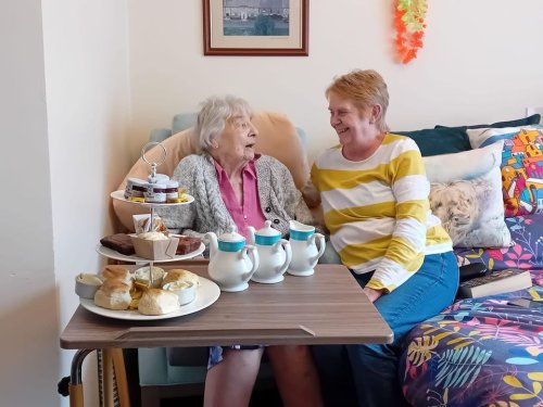 Carousel post from Collingwood Court care home.