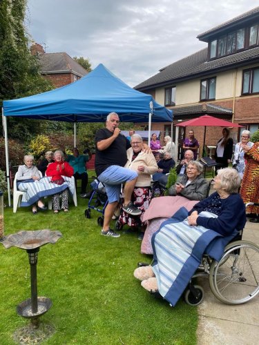Carousel post from Collingwood Court care home.