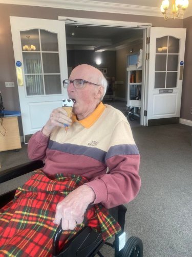 Carousel post from Collingwood Court care home.