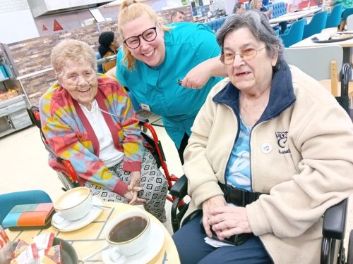Carousel post from Collingwood Court care home.