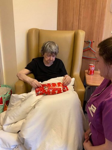 Carousel post from Collingwood Court care home.