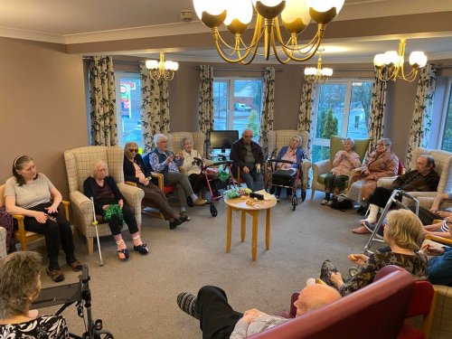Carousel post from Collingwood Court care home.