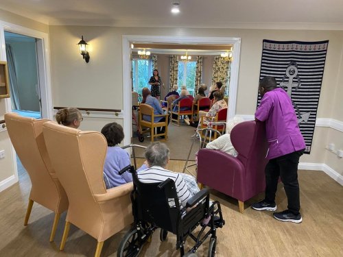 Carousel post from Collingwood Court care home.