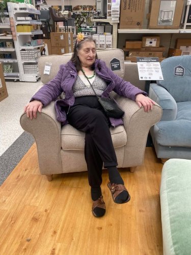 Carousel post from Collingwood Court care home.