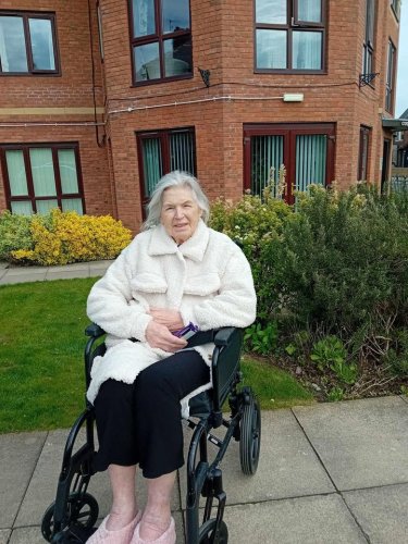 Carousel post from Collingwood Court care home.