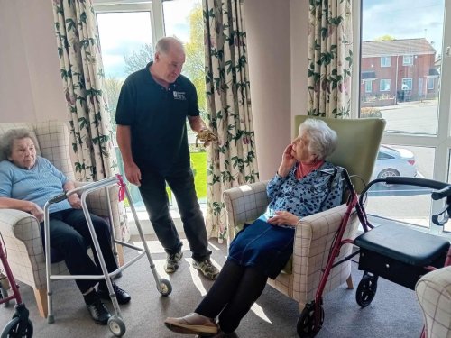 Carousel post from Collingwood Court care home.