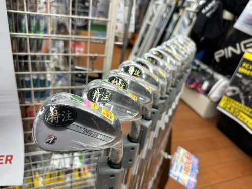 Carousel post from @jypersgolf.