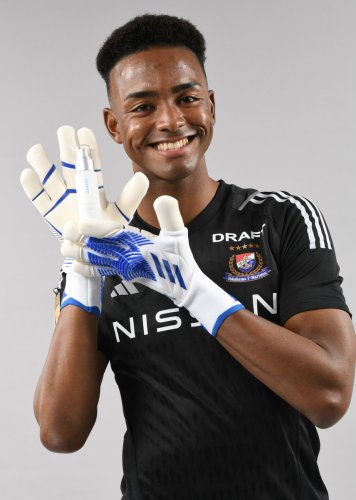 Photo post from @dermed_jp.