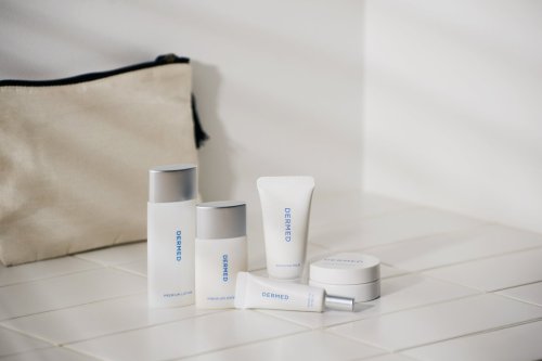 Photo post from @dermed_jp.