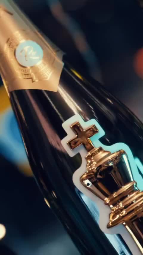 Video post from Le Chemin Du Roi.