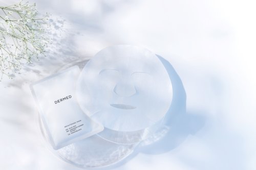 Photo post from @dermed_jp.