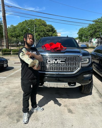 Photo post from sincere.tha.car.plug.